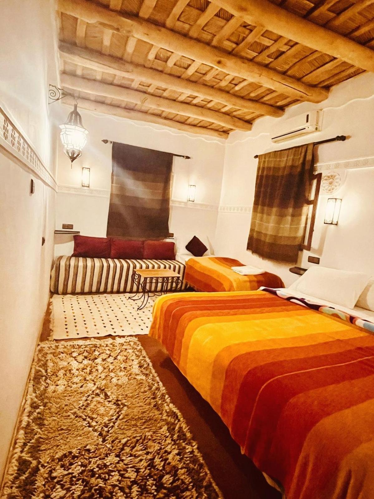Auberge La Fibule Du Dades Aït Idaïr Ruang foto