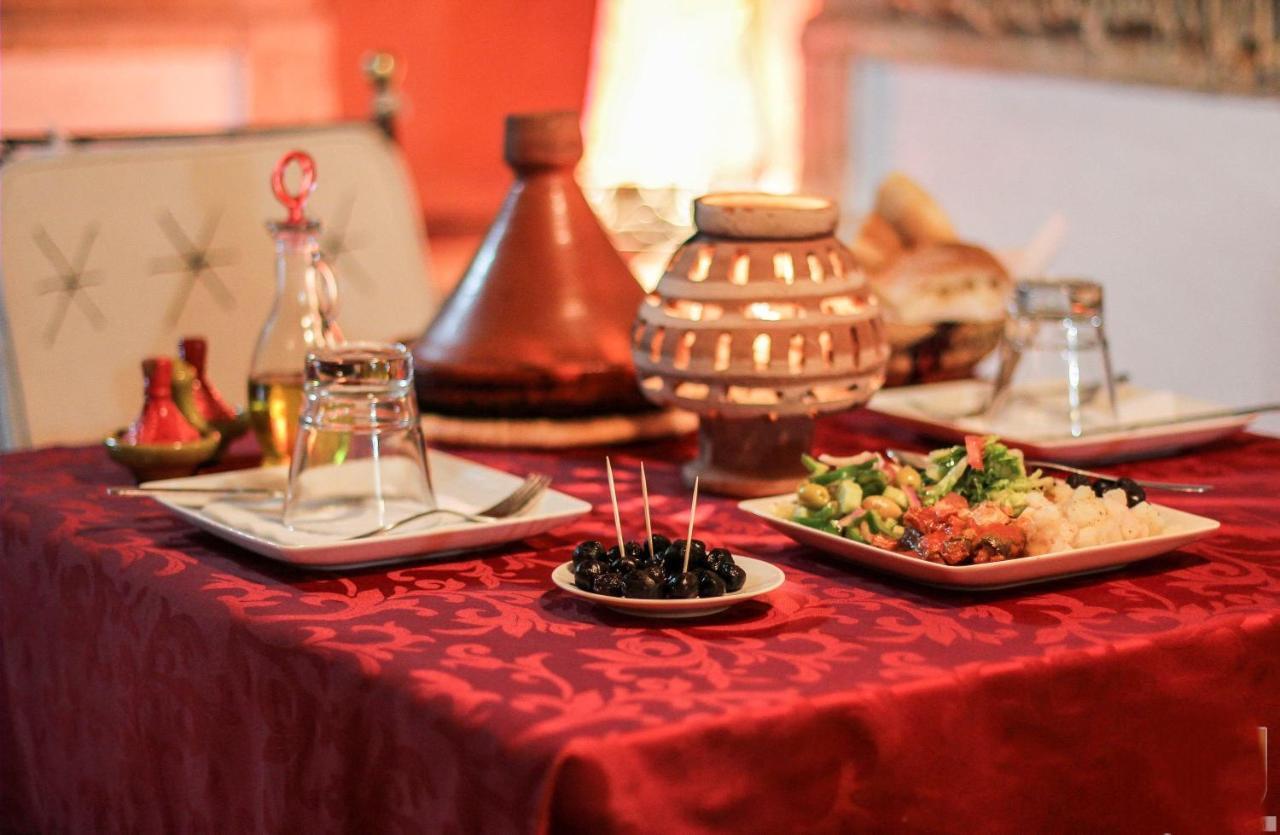 Auberge La Fibule Du Dades Aït Idaïr Bagian luar foto